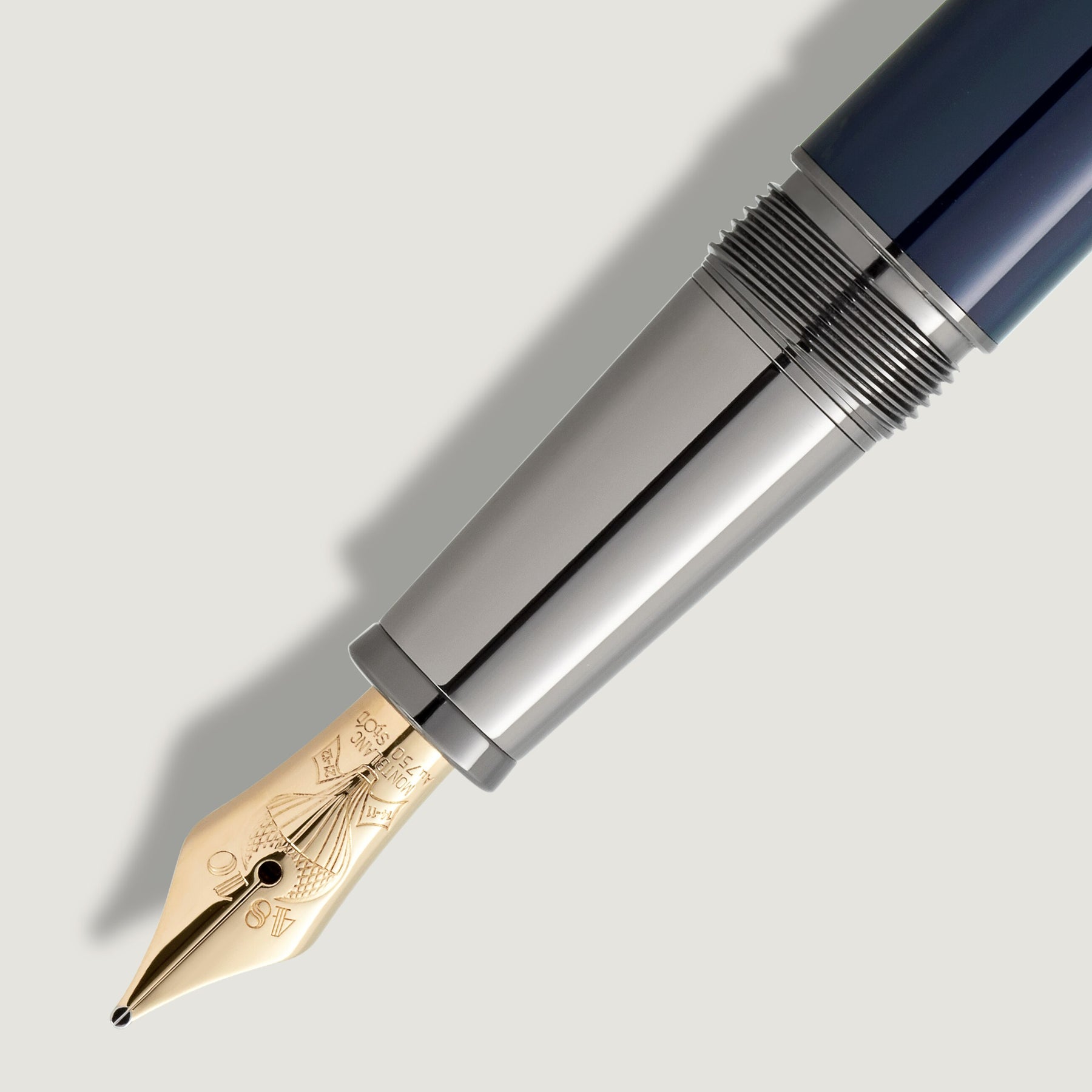 Meisterstück Around the World in 80 Days Doué Classique Fountain Pen